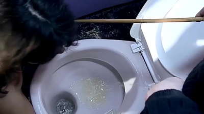 トイレでポルノ