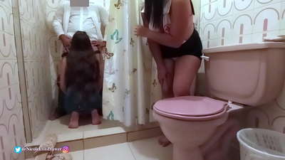 病院のトイレで医師が患者を犯しているのを看護師が発見 / PART 1 / NicoleLondrawer / Chiquicandy